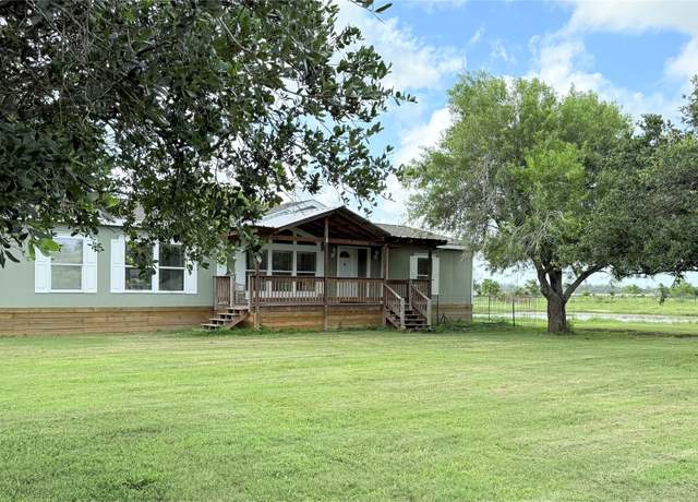 Property at 933 County Road 281, Sargent, TX 77414, 5 beds, 4.5 baths