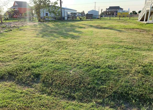 Property at 2111 Seahorse Ln, Crystal Beach, TX 77650