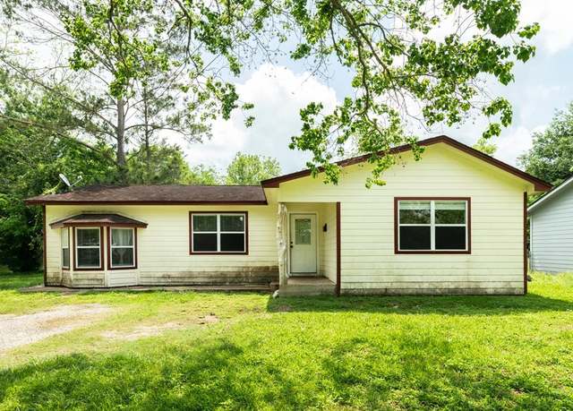Property at 902 E 6th St, Sweeny, TX 77480, 3 beds, 1 bath