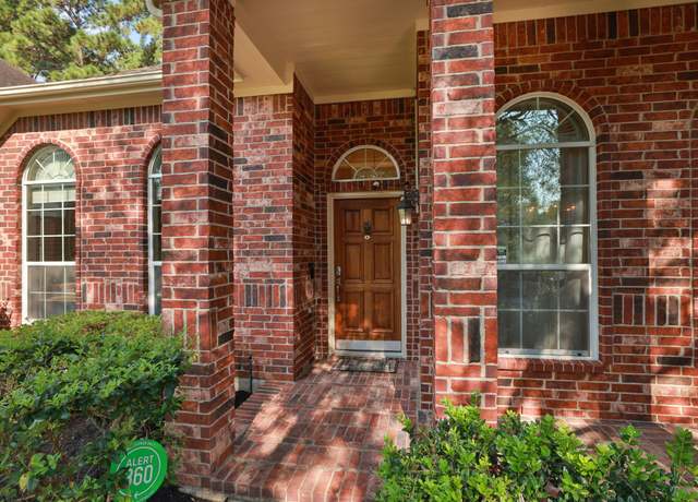 Property at 19 Camborn Pl, The Woodlands, TX 77384, 3 beds, 2 baths