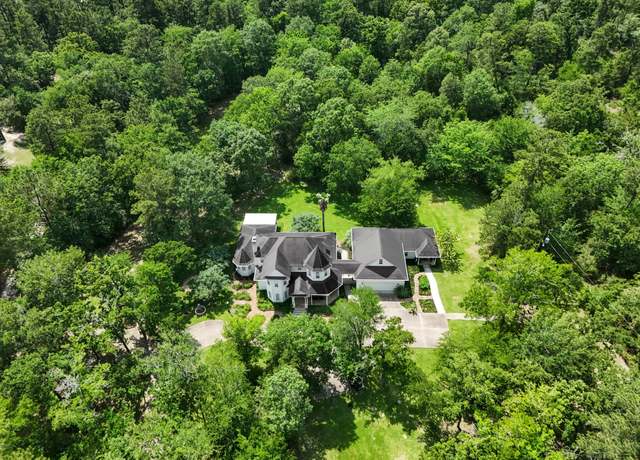 Property at 28655 Deer Run St, Montgomery, TX 77356, 4 beds, 3.5 baths