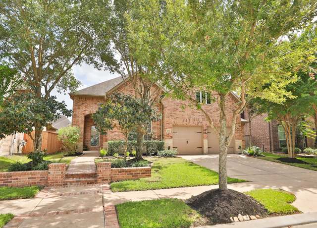 Property at 19539 Crescent Haven Dr, Cypress, TX 77433, 4 beds, 3.5 baths