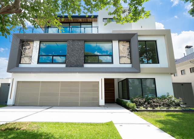 Property at 6009 Feagan St, Houston, TX 77007, 4 beds, 5.5 baths