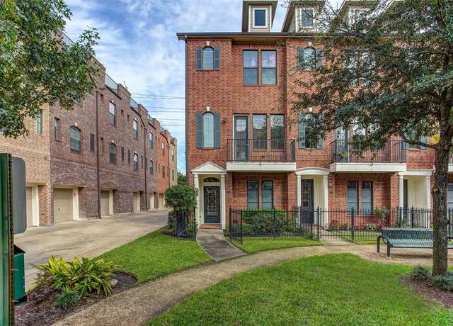 Property at 2110 Shearn St #40, Houston, TX 77007, 2 beds, 2.5 baths