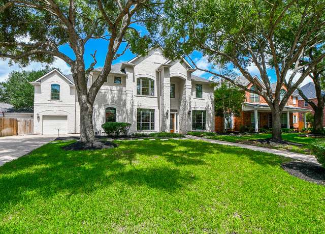 Property at 3907 Pinesbury Dr, Houston, TX 77084, 5 beds, 4 baths