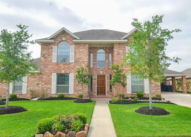 Property at 6726 Arlington Dr, Manvel, TX 77578, 4 beds, 4 baths