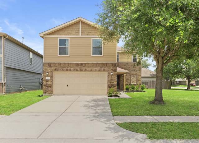 Property at 16606 Burnell Oaks Ln, Houston, TX 77090, 3 beds, 2.5 baths