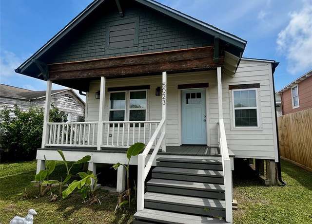 Property at 5023 Avenue L, Galveston, TX 77551, 2 beds, 2 baths