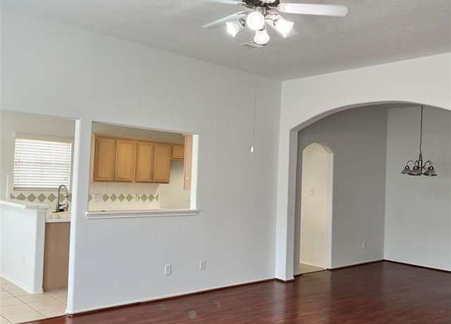 Property at 13830 Fort Nelson Dr, Houston, TX 77083, 4 beds, 2 baths