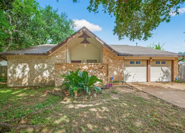 Property at 8022 Tamayo Dr, Houston, TX 77083, 3 beds, 2 baths
