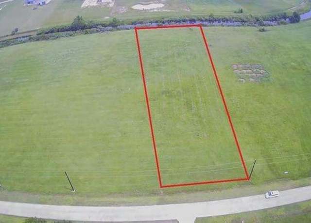 Property at 507 Chuckwagon Trl, Angleton, TX 77515