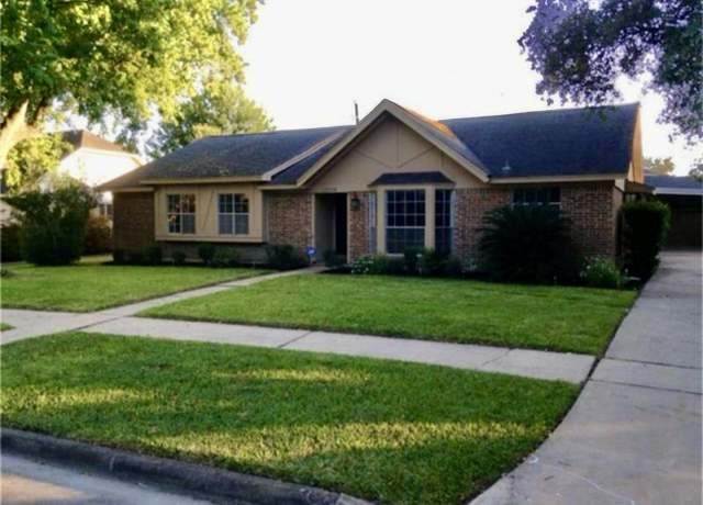 Property at 10338 Shell Rock Rd, La Porte, TX 77571, 3 beds, 2 baths