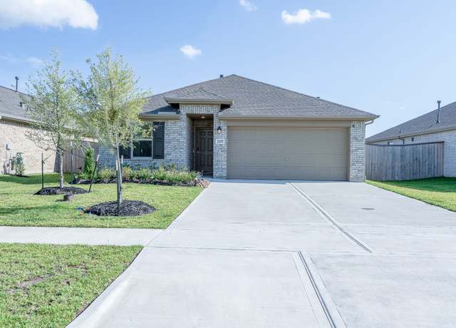 Property at 2217 Glenlloyd Terrace Rd, League City, TX 77573, 3 beds, 2 baths