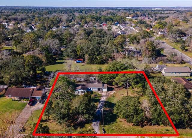 Property at 2320 Westward Ave, La Marque, TX 77568, 3 beds, 2 baths
