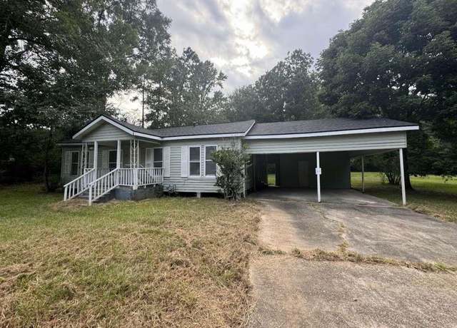 Property at 1303 Hopkins Dr, Jasper, TX 75951, 2 beds, 1 bath