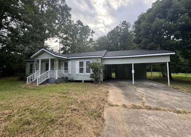 Property at 1303 Hopkins Dr, Jasper, TX 75951, 2 beds, 1 bath