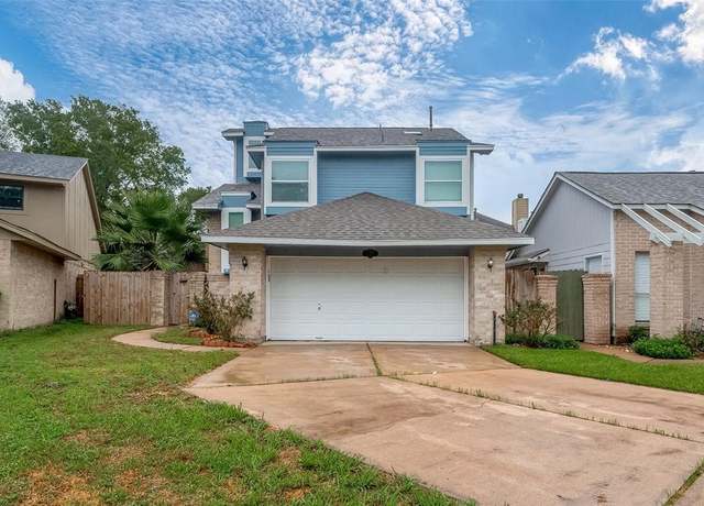 Property at 12419 Truesdell Dr, Houston, TX 77071, 3 beds, 2.5 baths