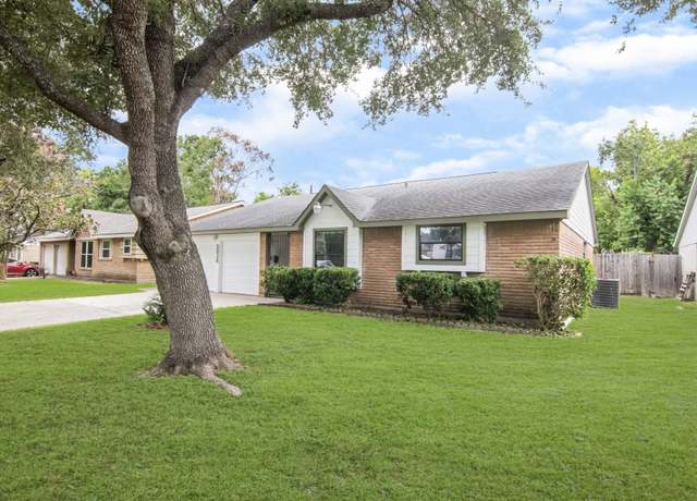 Property at 5838 Ludington Dr, Houston, TX 77035, 3 beds, 2 baths