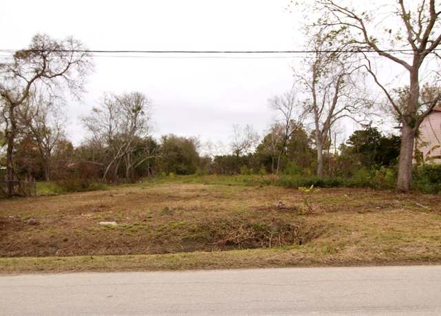 Property at 10018 Jay Rd, Hitchcock, TX 77563