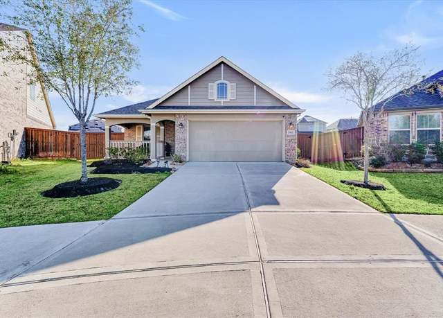 Property at 23002 Rosebriar Meadow Dr, Katy, TX 77493, 3 beds, 2 baths