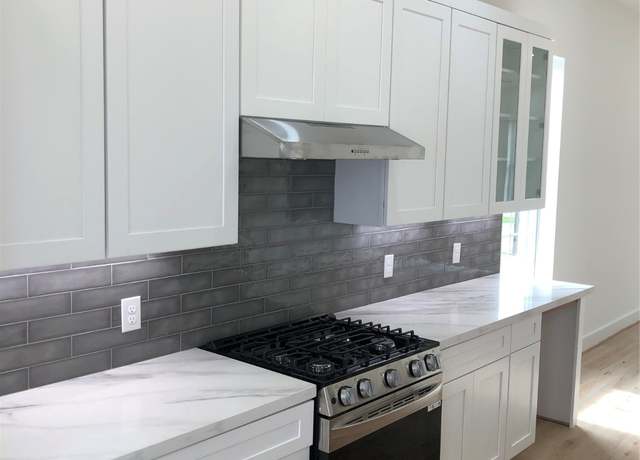 Property at 2221 Bevis St, Houston, TX 77008, 3 beds, 3.5 baths