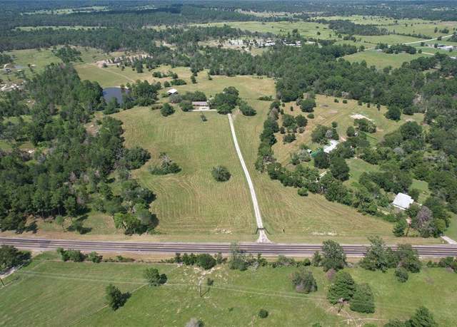 Property at 1096 Fm 247 Rd, Huntsville, TX 77320, 4 beds, 3.5 baths