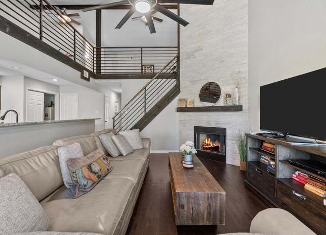 Property at 53 Hideaway Dr #53, Friendswood, TX 77546, 2 beds, 2.5 baths