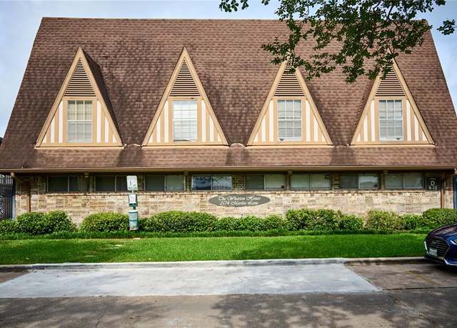 Property at 2574 Marilee Ln #1, Houston, TX 77057, 2 beds, 2 baths