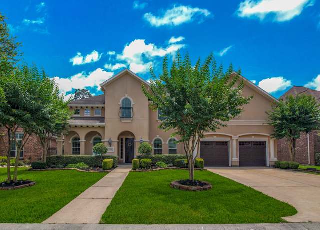 Property at 3108 S Cotswold Manor Dr, Kingwood, TX 77339, 5 beds, 4.5 baths