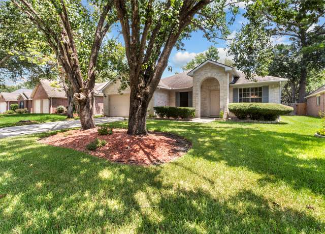 Property at 2114 Blossom Creek Dr, Houston, TX 77339, 4 beds, 2 baths