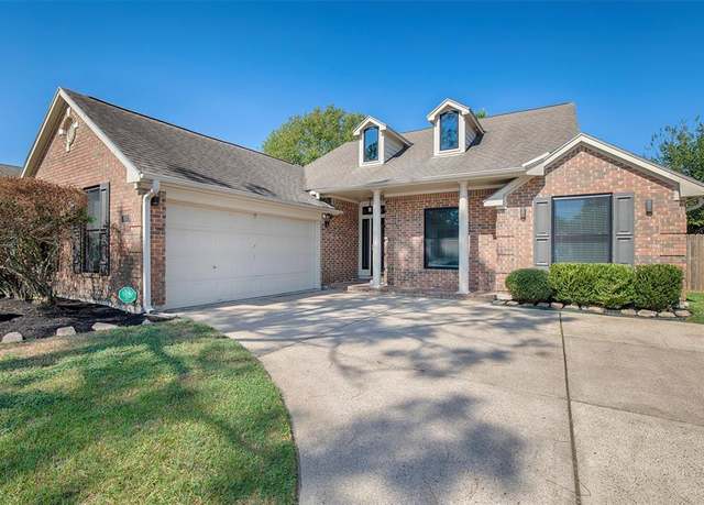 Property at 807 Prairie Brook Ct, Houston, TX 77062, 3 beds, 2 baths