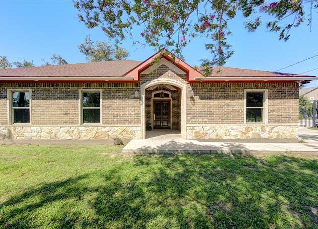 Property at 7450 Springdale St, Houston, TX 77028, 4 beds, 2 baths