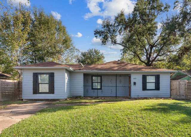 Property at 5107 Dickens Rd, Houston, TX 77021, 3 beds, 1 bath