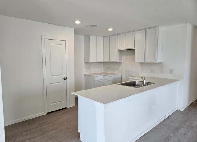 Property at 2619 American Ruby Dr, Rosharon, TX 77583, 4 beds, 2 baths
