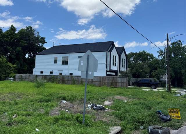 Property at 2519 Francis St, Houston, TX 77004