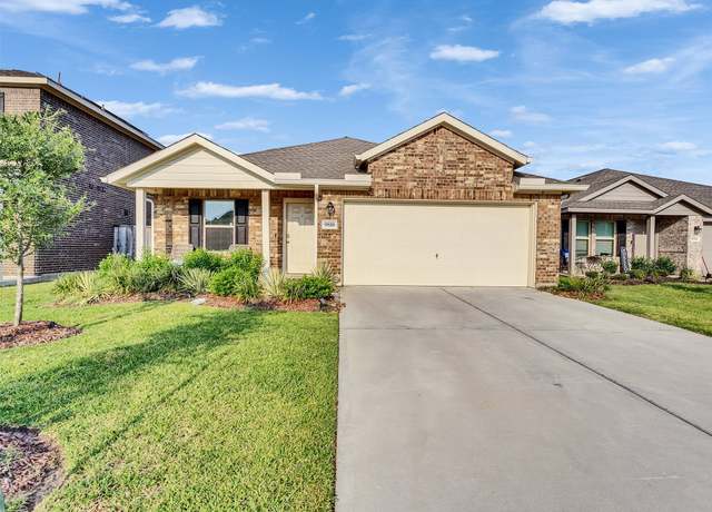 Property at 9818 Wembley Vista Ct, Baytown, TX 77521, 4 beds, 2 baths