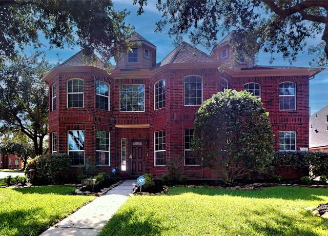 Property at 11303 Blossom Lake Ct, Cypress, TX 77433, 6 beds, 4 baths