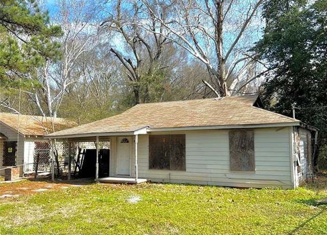 Property at 1604 S 12th St, Longview, TX 75602, 2 beds, 1 bath