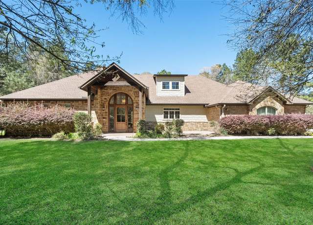 Property at 11556 Kirstens Ct, Montgomery, TX 77316, 4 beds, 3.5 baths