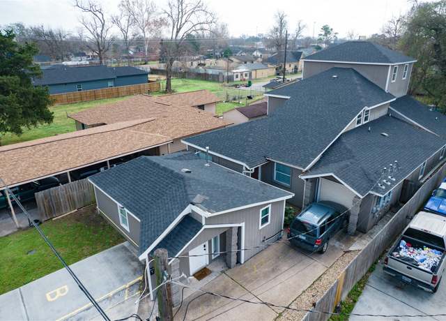 Property at 2010 Caplin St, Houston, TX 77026, 3 beds, 2 baths