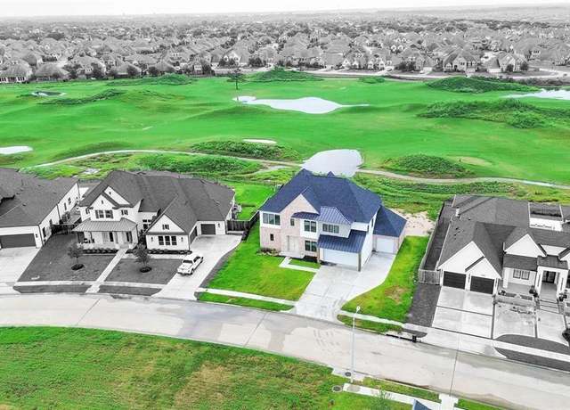 Property at 4811 Lost Creek Ln, League City, TX 77573, 5 beds, 4.5 baths