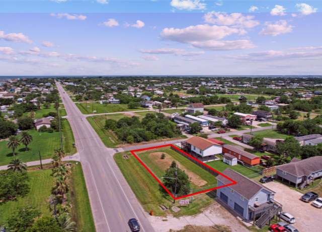 Property at 202 19th St, Dickinson, TX 77539