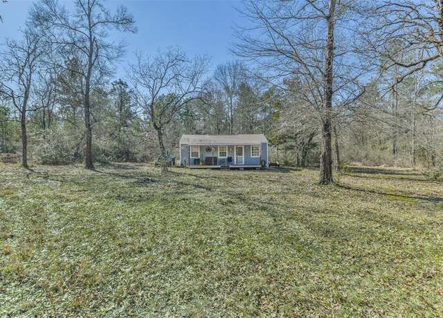 Property at 35 Old Sign Rd, Midway, TX 75852, 1 bed, 0.5 baths