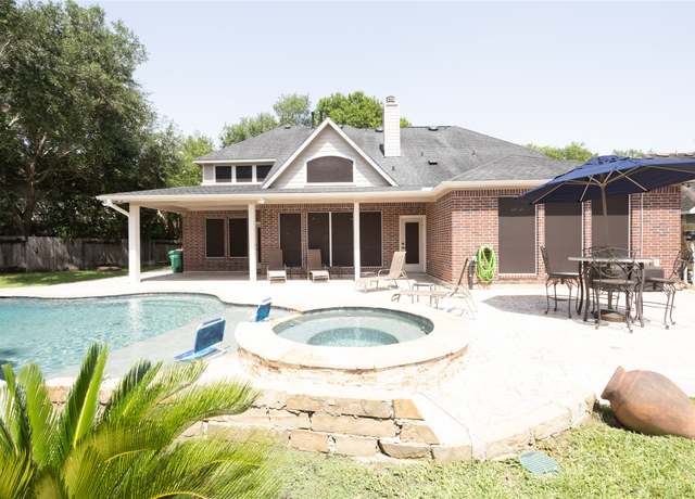 Property at 4011 Bellinger Way, Missouri City, TX 77459, 4 beds, 3.5 baths