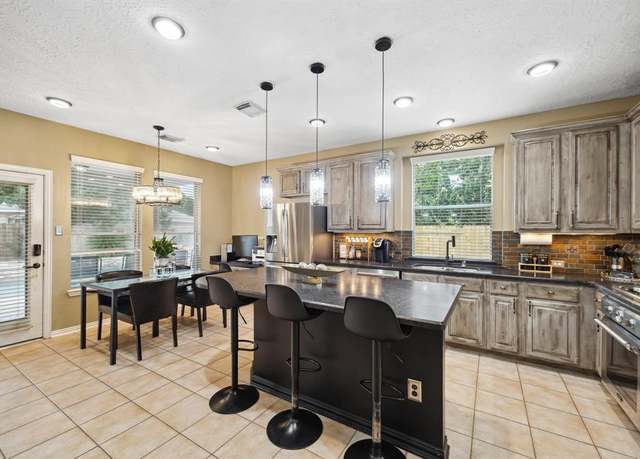 Property at 4011 Bellinger Way, Missouri City, TX 77459, 4 beds, 3.5 baths