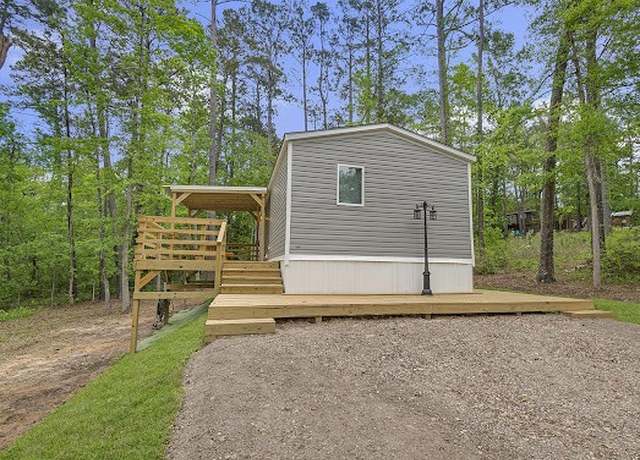 Property at 130 Bluejay Dr, Brookeland, TX 75931, 2 beds, 2 baths