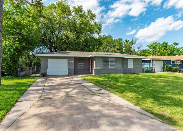 Property at 2910 John St, La Marque, TX 77568, 3 beds, 2 baths