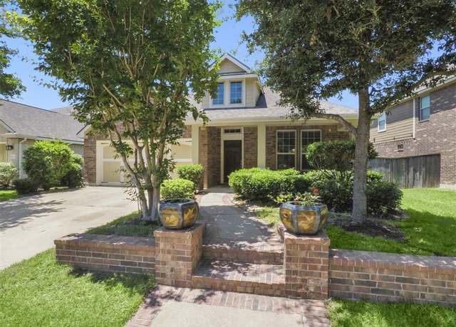 Property at 18223 E Willow Oak Bend Dr, Cypress, TX 77433, 4 beds, 2 baths