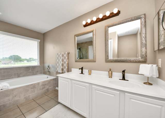Property at 6232 Stoney Creek Dr, Pasadena, TX 77503, 3 beds, 2.5 baths