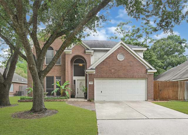 Property at 19123 Milloak Dr, Humble, TX 77346, 4 beds, 2.5 baths